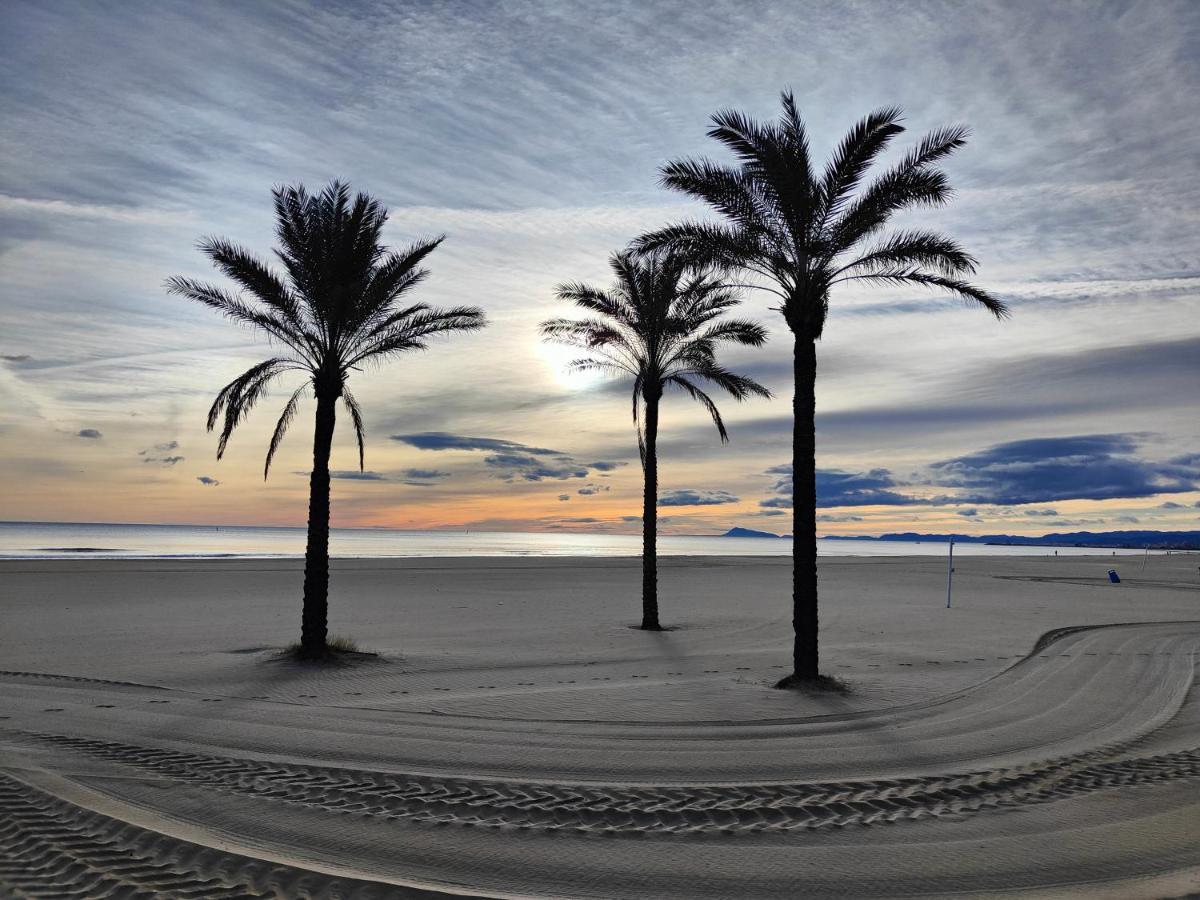 Sea View Apartment Cullera Bagian luar foto